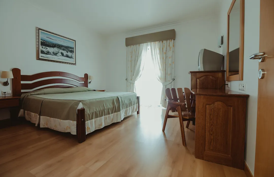 Hotel Quinta Dos Cedros-1