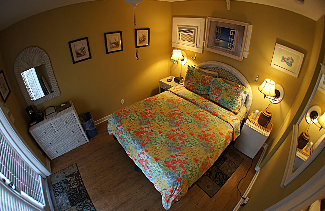 Seascape Tropical Inn (Adults Only)-1