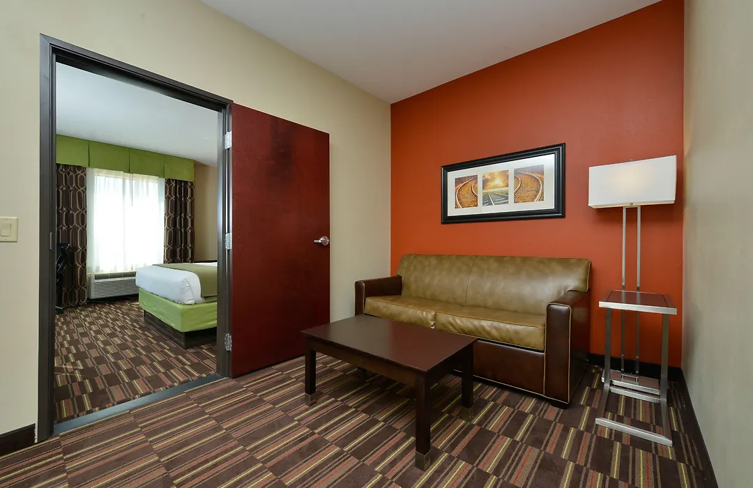 Holiday Inn Express Alva By Ihg-1