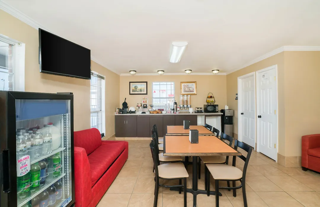 Travelodge By Wyndham Santee-1