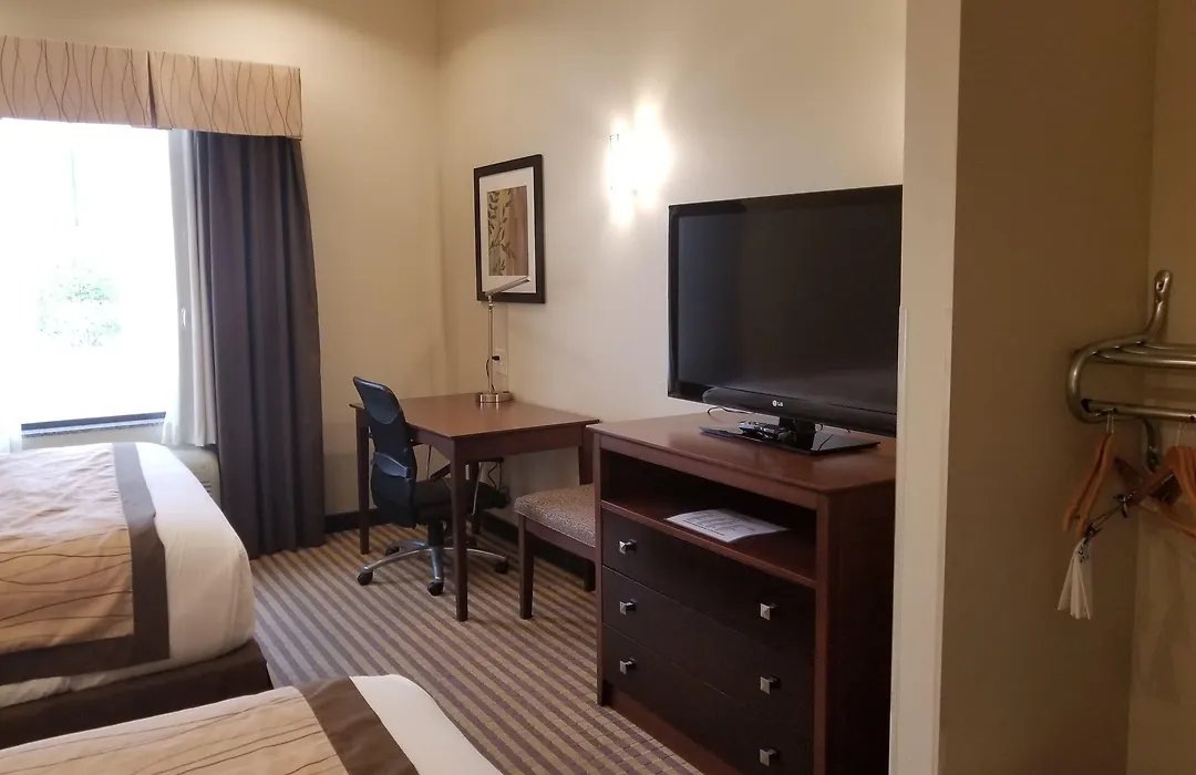 Baymont By Wyndham Victoria-1