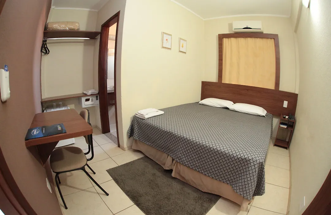 Druds Hotel-1