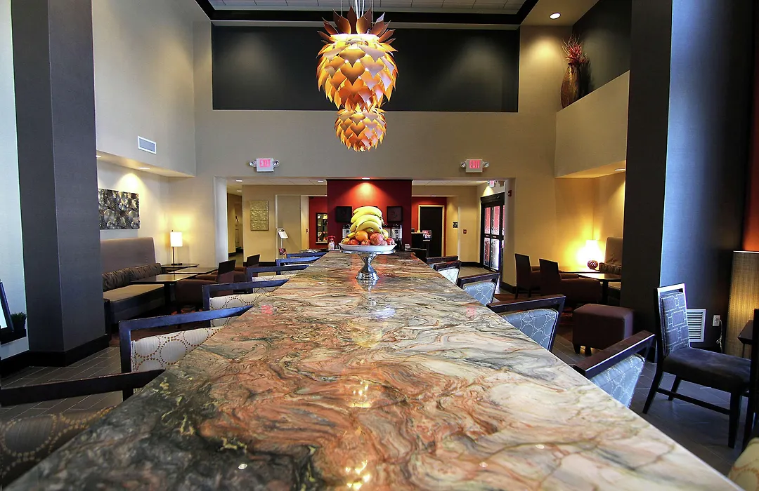 Hampton Inn & Suites Grand Forks-1