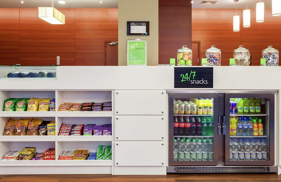 Hampton By Hilton Warsaw Airport-1