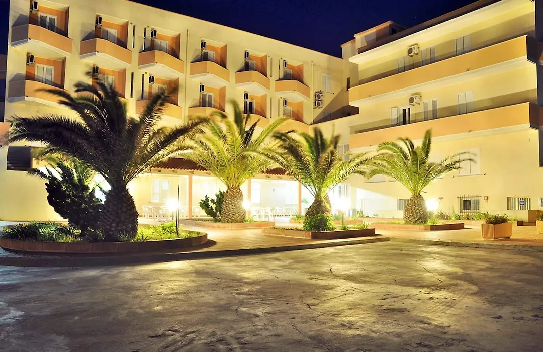 Hotel Castelsardo Domus Beach-1