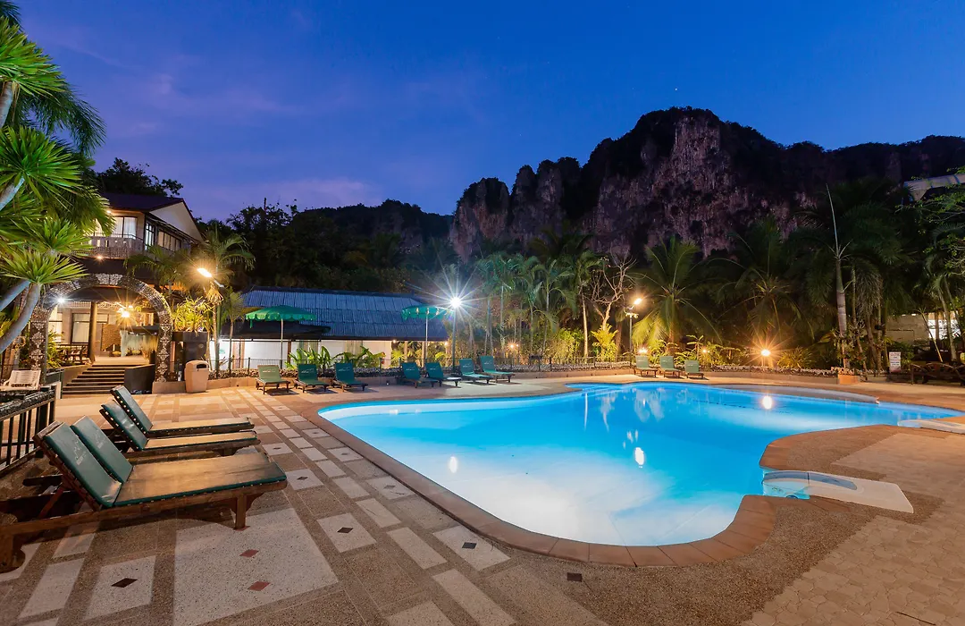 Green View Village Resort-1