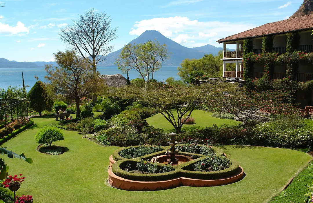 Hotel Atitlan-1