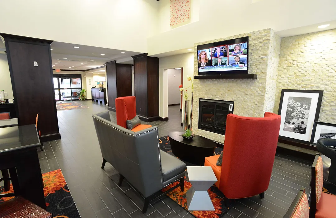 Hampton Inn & Suites Albany At Albany Mall-1