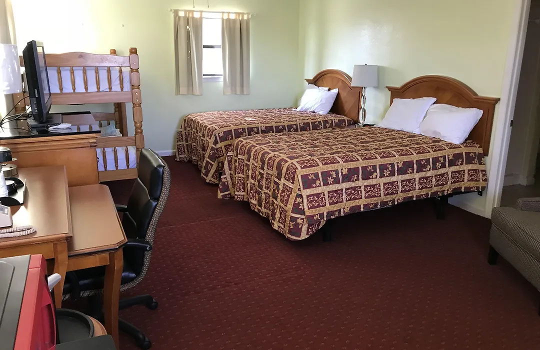 Aqua View Motel-1