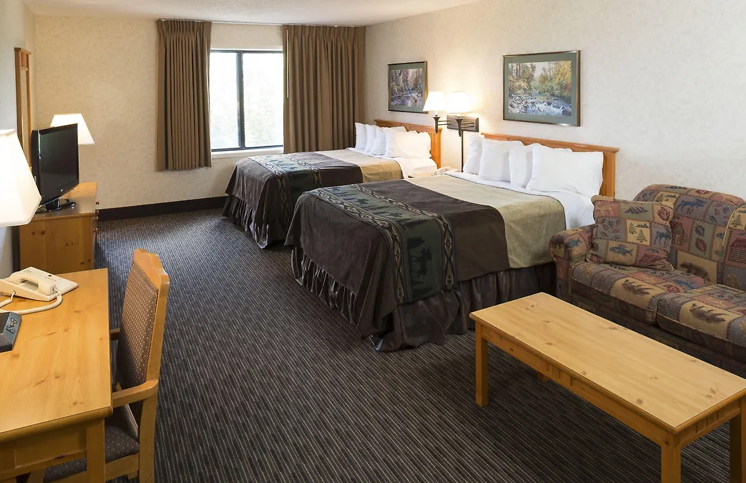 Kelly Inn And Suites Mitchell-1