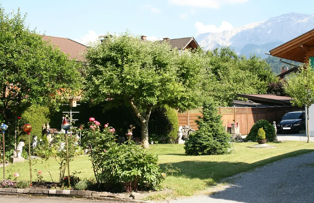 Hotel Garni Almenrausch Und Edelweiss-1