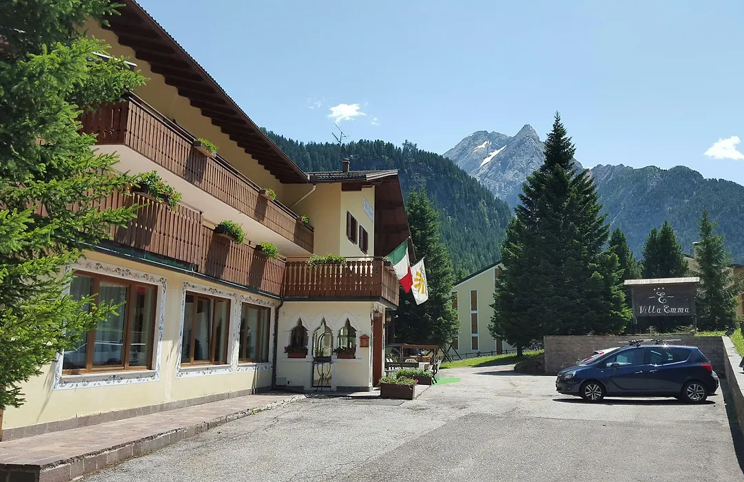 IHR Hotel Villa Emma-1