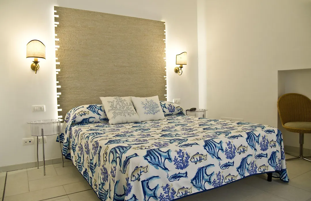 Fortino Capri-1