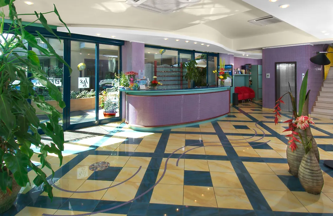Hotel Diana-1