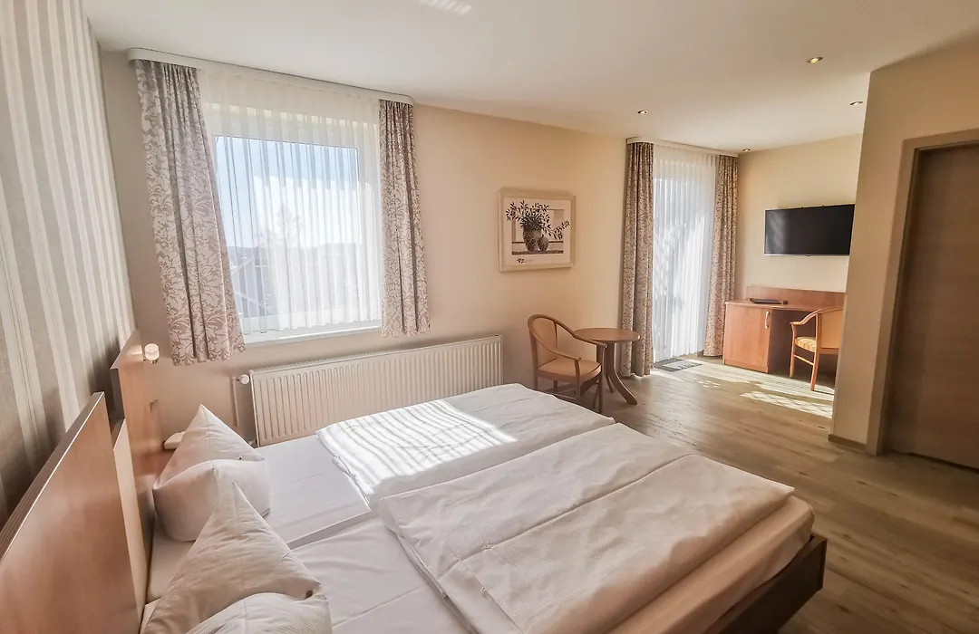 Wald-Hotel-1