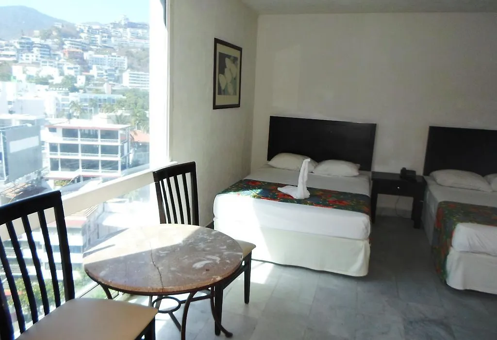 El Presidente Acapulco-1