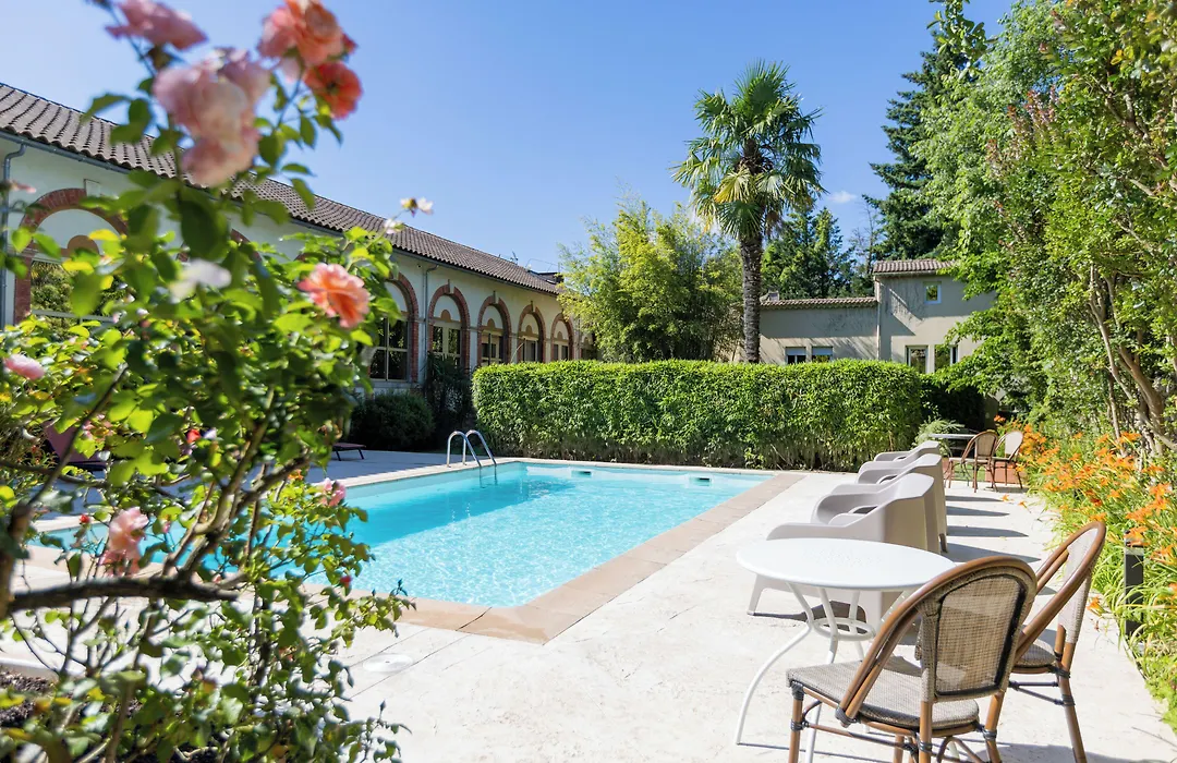 Hotel Les Bellugues-1