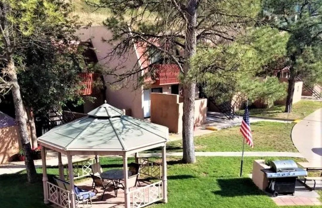 Pinecliff Village Resort-1