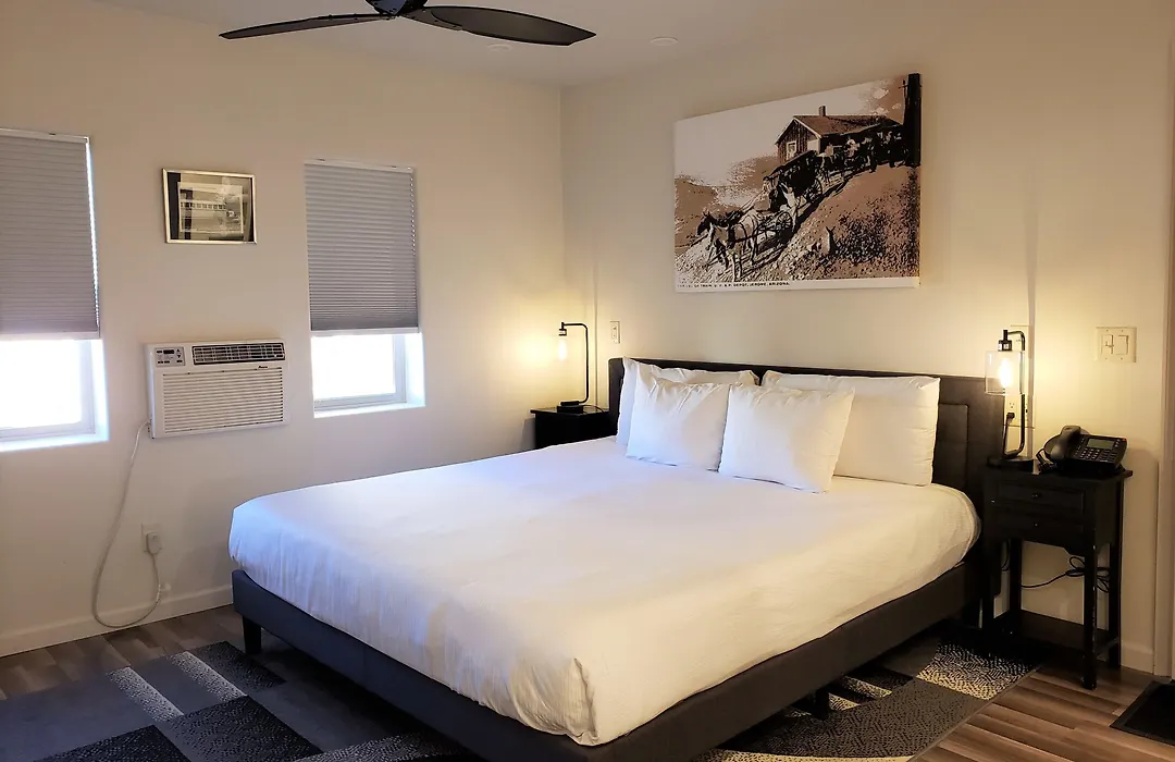 Iron Horse Inn-1
