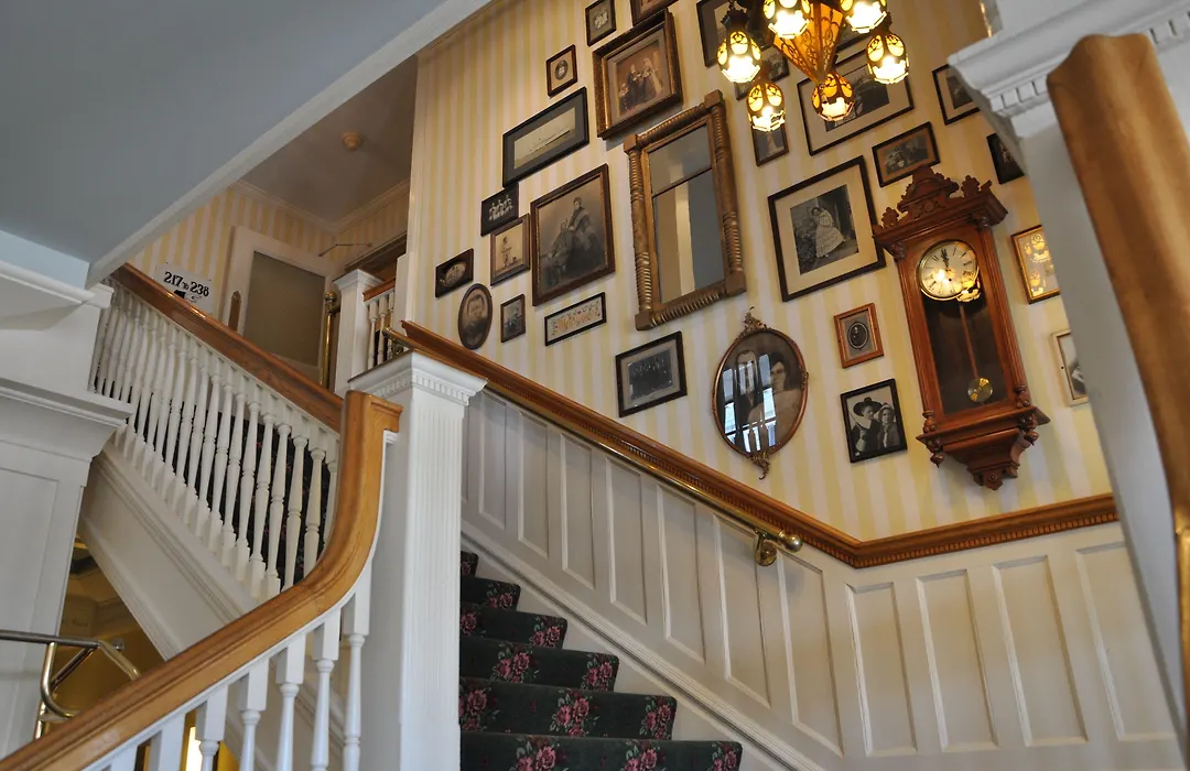 Murray Hotel-1