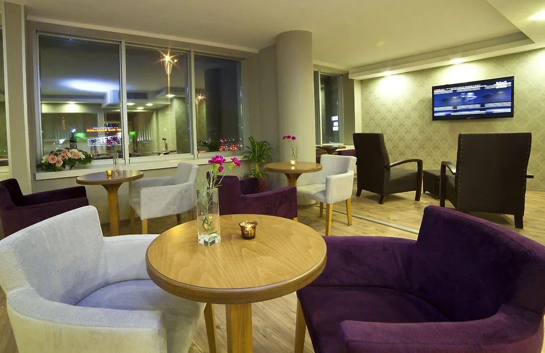 Walk In Hotel-1