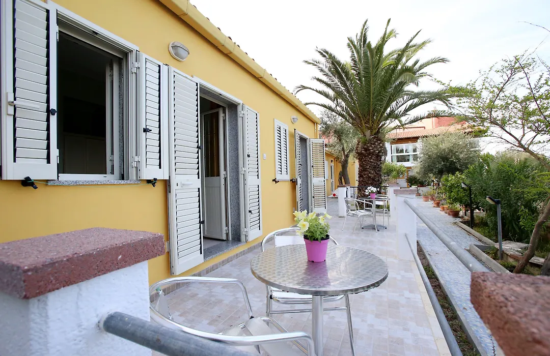 Hotel Paola-1