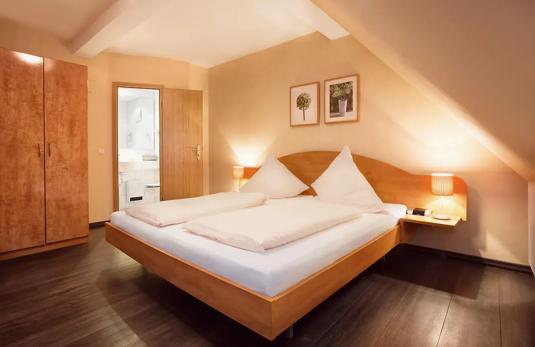 Stumbergers Hotel - Free Parking --1