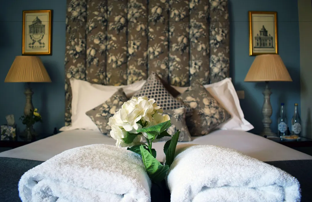 The Windsor Townhouse Air Conditioned Rooms-1