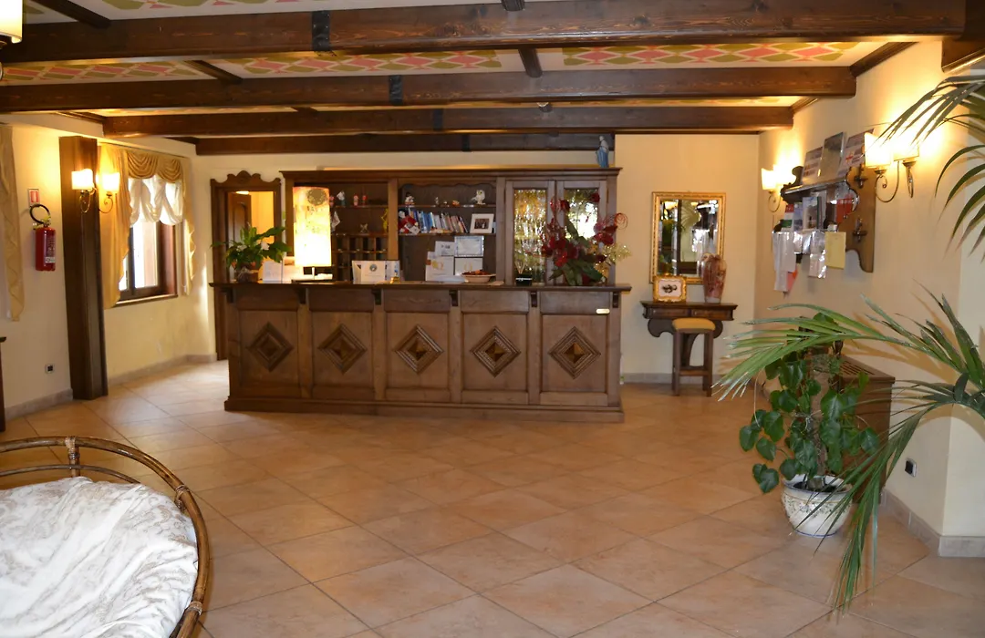Hotel Lusi-1