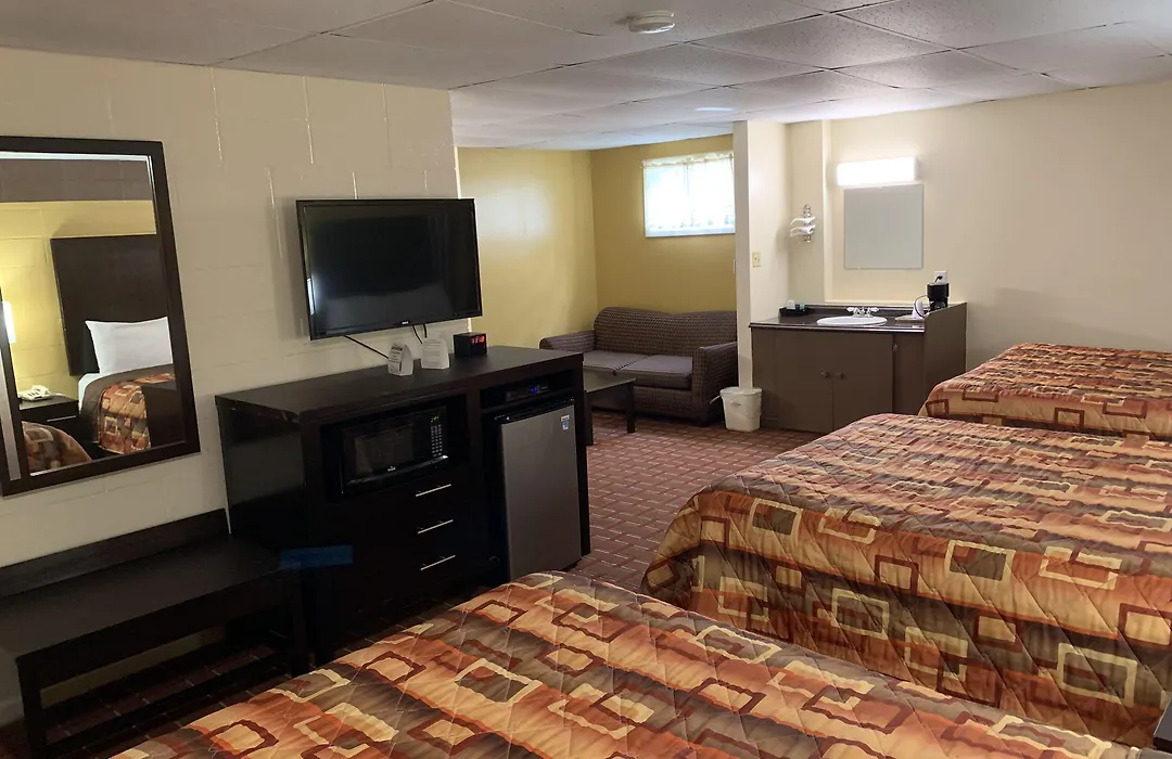 Scottish Inns Tonawanda-1