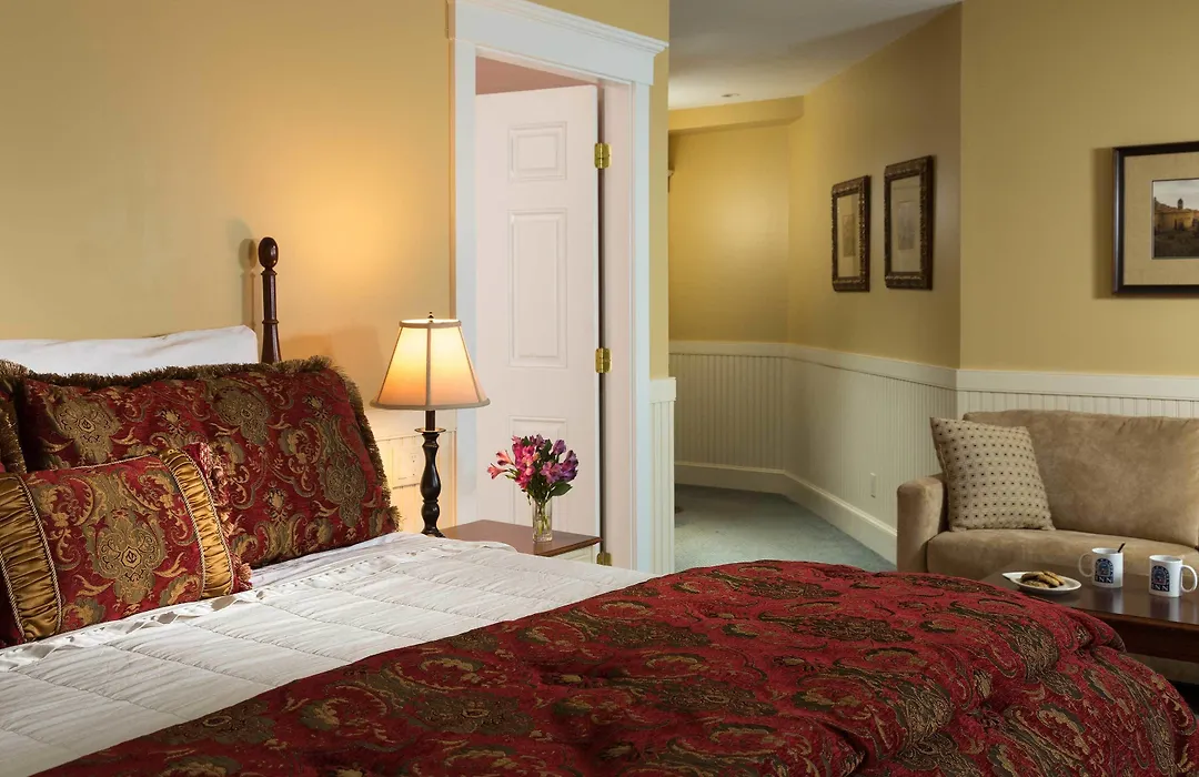 Lord Camden Inn-1