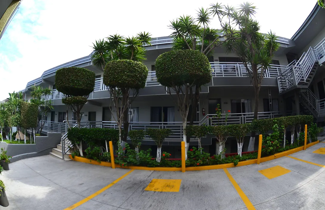 Baja Inn Hoteles La Mesa-1