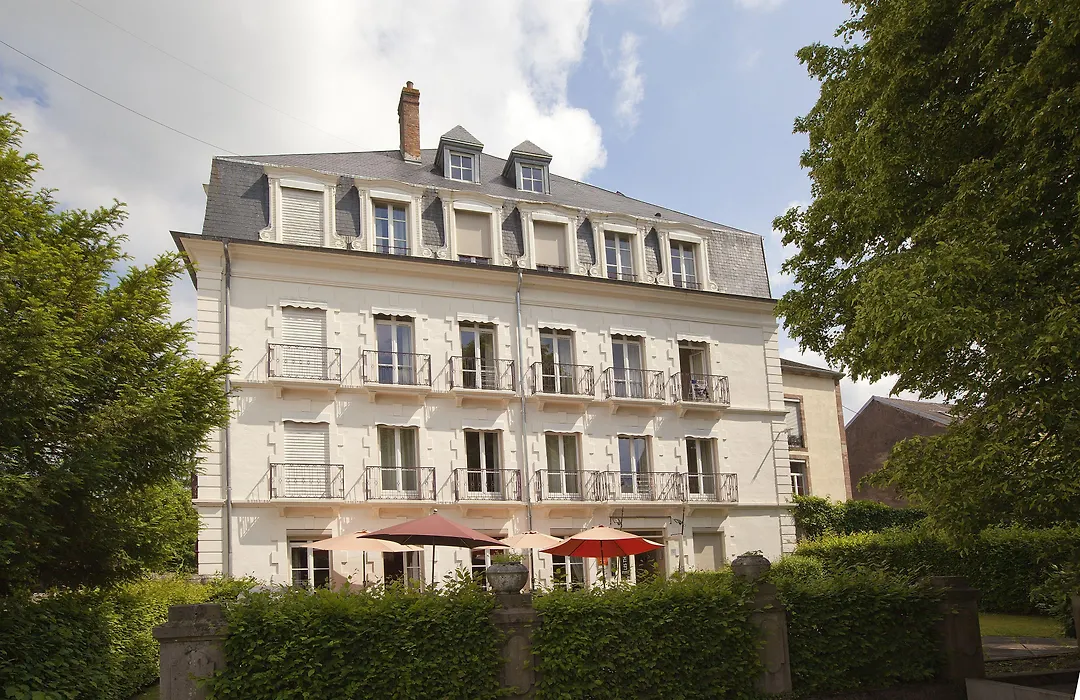 Hotels&Résidences - Les Thermes-1