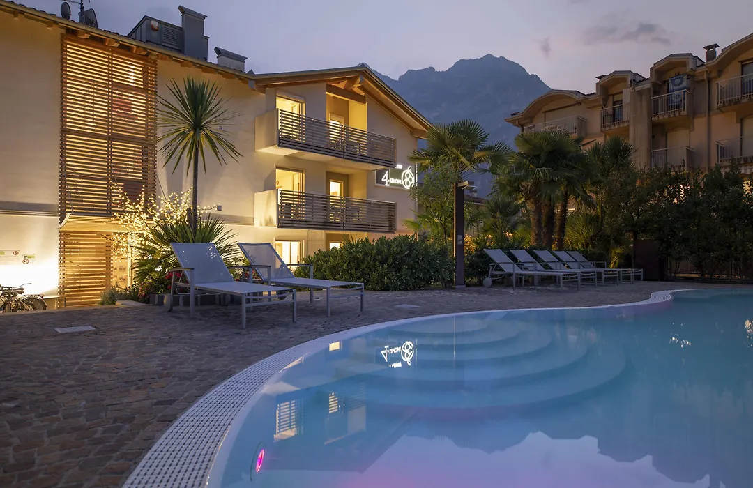 4 Limoni Apartment Resort-1