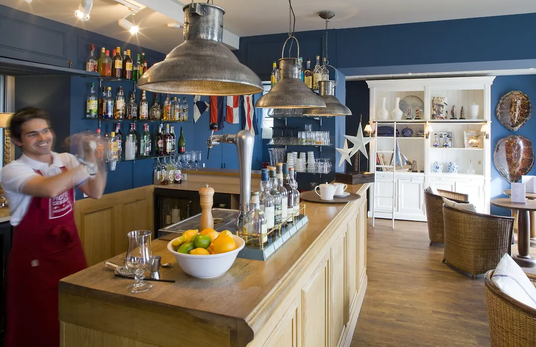 Hotel Restaurant Des Isles-1