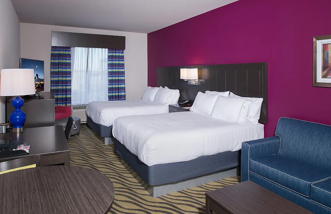 Holiday Inn Express Hutchison By Ihg-1