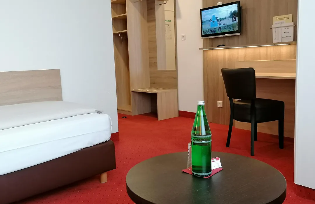 Montana Hotel Mönchengladbach-1
