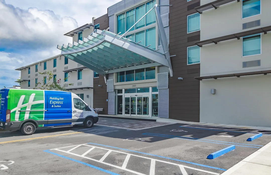 Holiday Inn Express & Suites Miami Airport East By Ihg-1