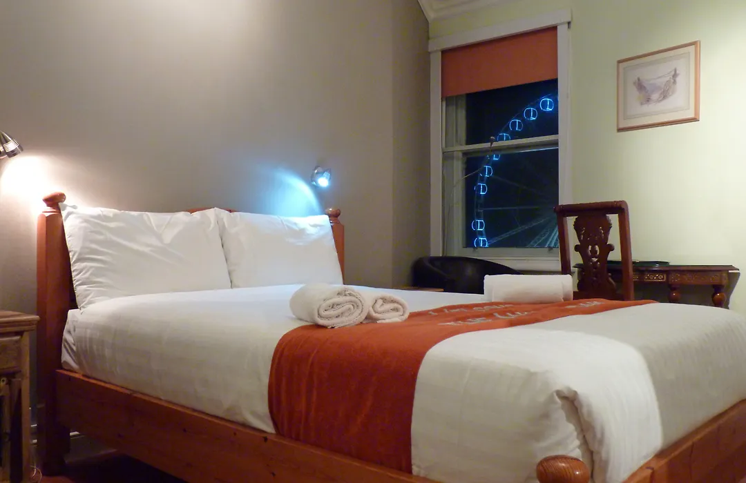 Amsterdam Hotel Brighton Seafront-1