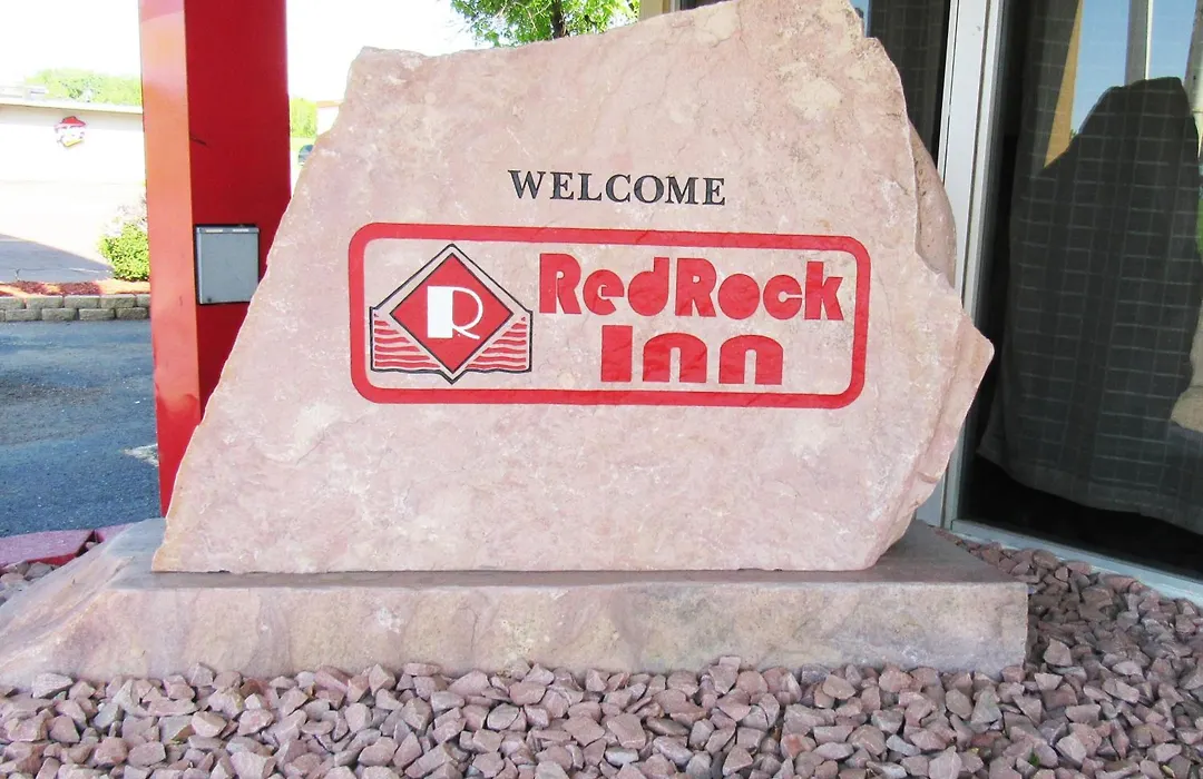 Red Rock Inn-1
