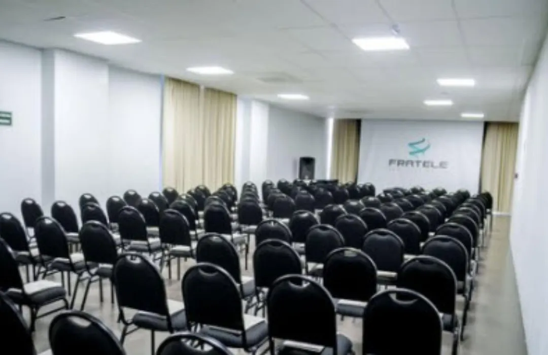 Fratele Business Hotel-1