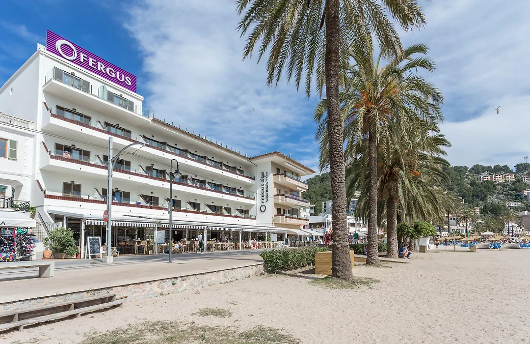 Fergus Style Soller Beach-1