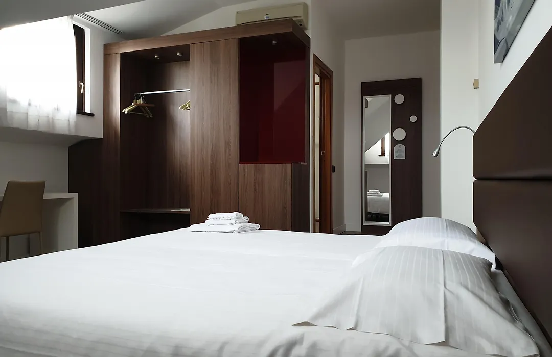 Albergo Delle Alpi-1