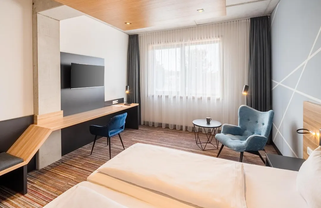 N+S City Hotel Neumarkt-1