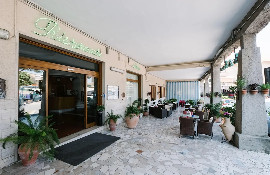Hotel Cala Di Forno-1