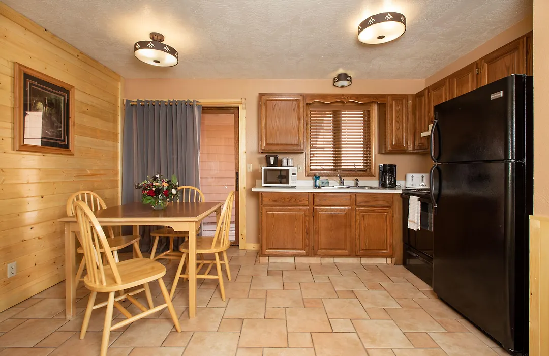 Flat Creek Inn-1