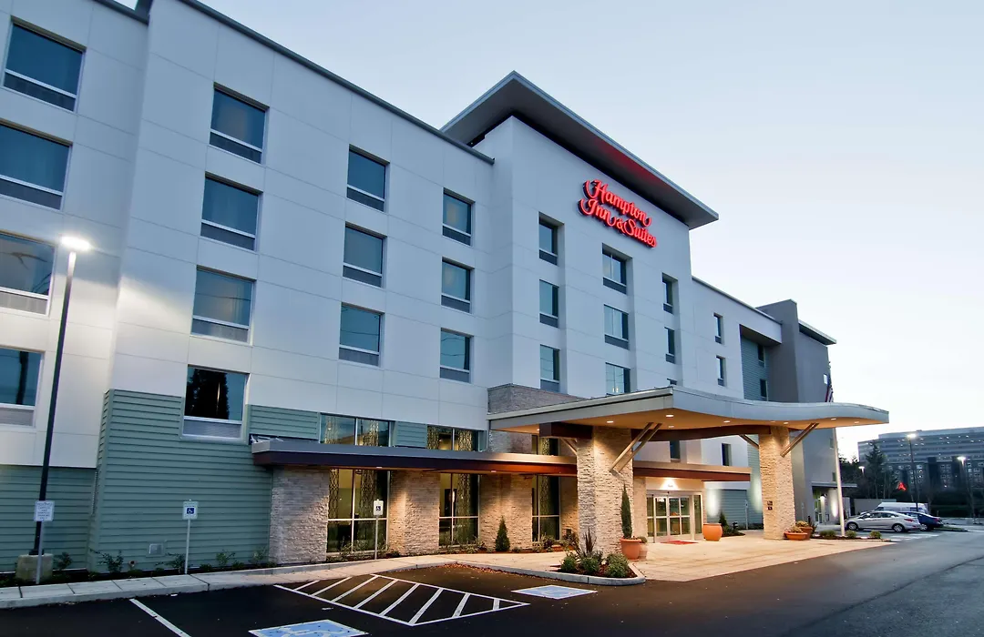 Hampton Inn & Suites Bellevue Downtown/Seattle-1