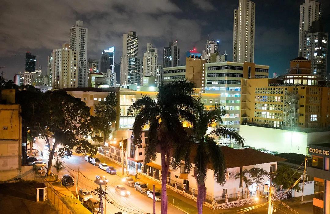 Hotel Latino-1