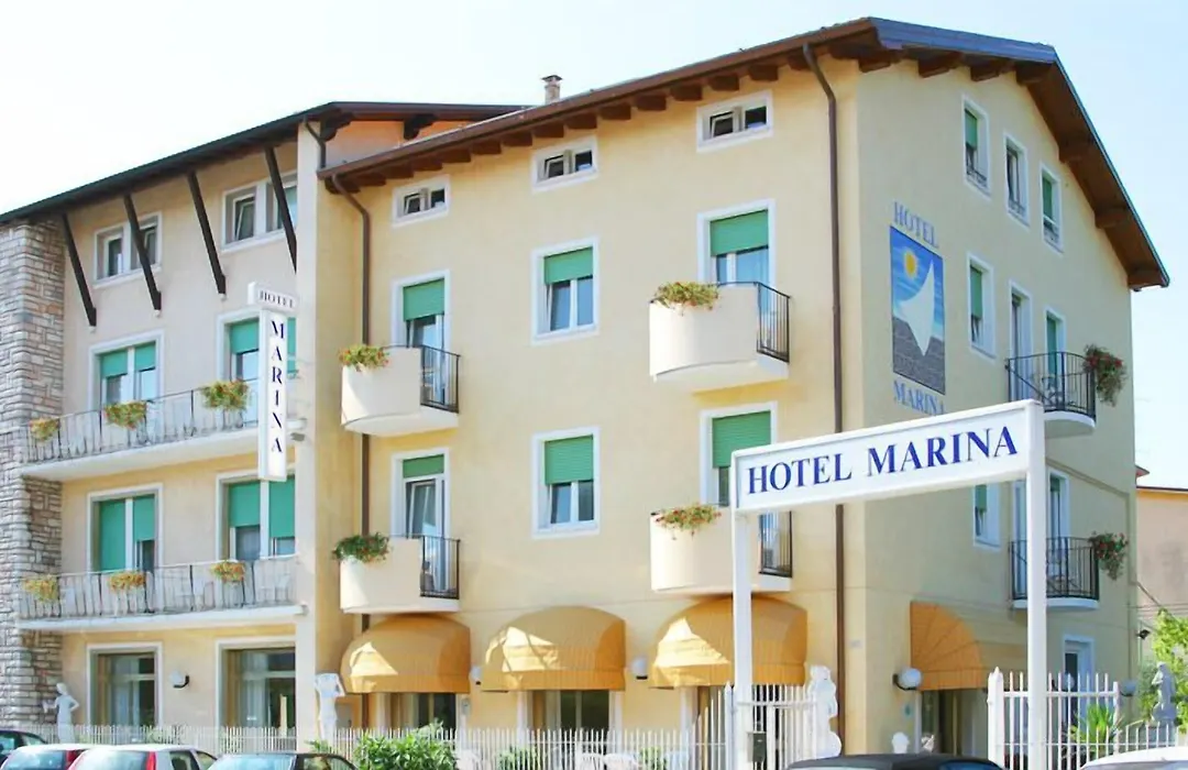 Hotel Marina-1