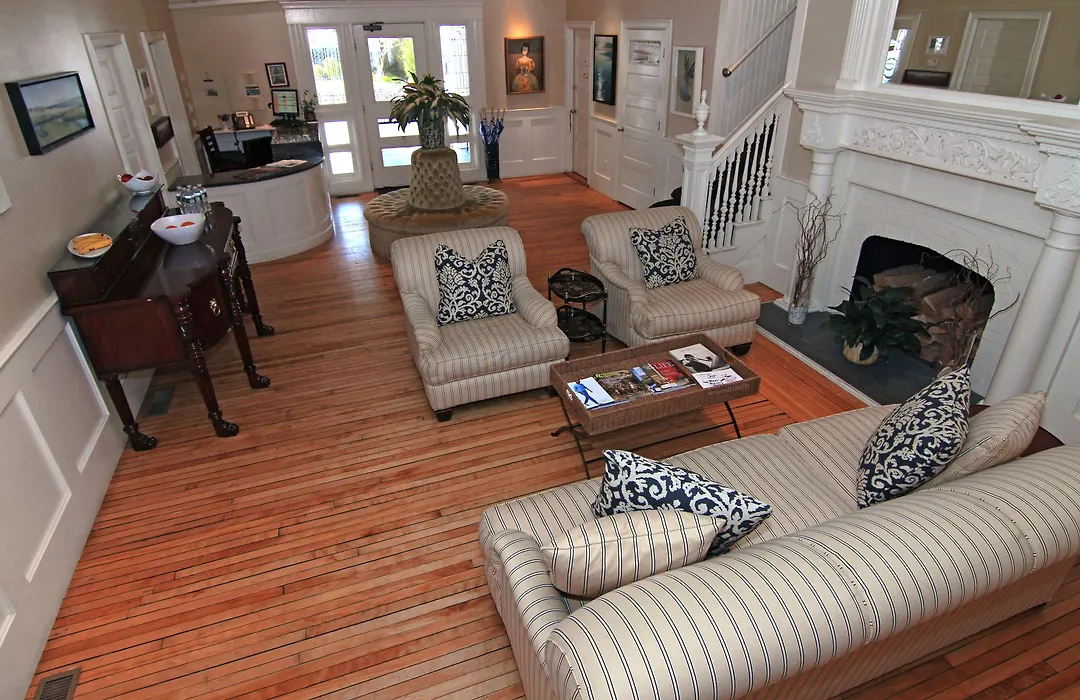 Anchor Inn Beach House-1